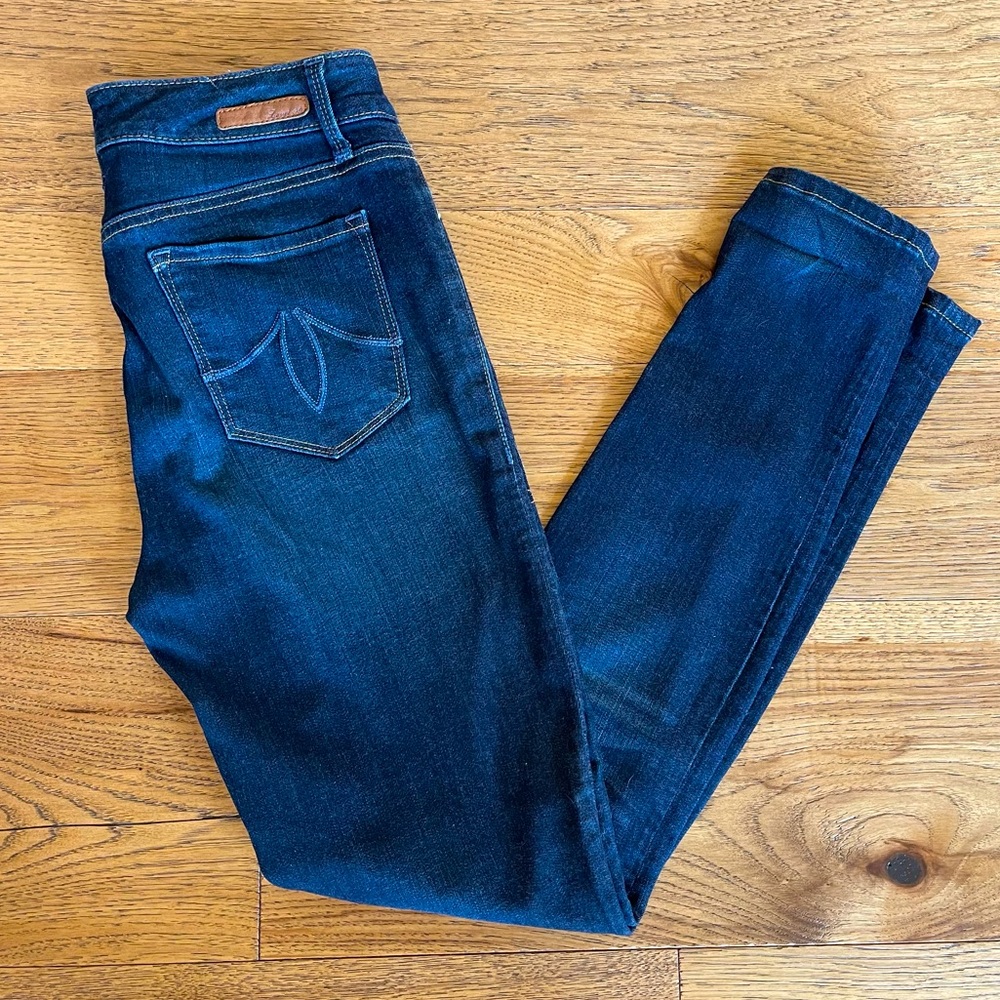 Level 99 Jeans ~ sz 28